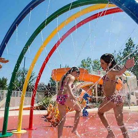 Particulier Loue Ce Mobil-Home 3 Chambres, Tout Confort Valras-Plage Bagian luar foto