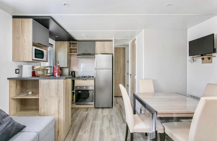 Particulier Loue Ce Mobil-Home 3 Chambres, Tout Confort Valras-Plage Bagian luar foto